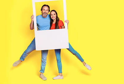 couple_in_frame